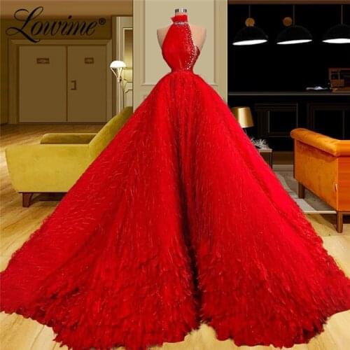 Luxury Feathers Red Evening Dress Middle East Arabic Party Gowns Custom Made A Line Long Prom Dresses Celebrity Dresses 2021