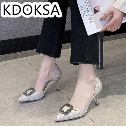 The New Summer 2021 European And American High Heel Sandal With Pointed Toe And Rhinestone