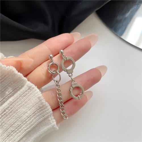 Korean Fashion Asymmetric handcuff chain Earrings for Women Girl silver Color Metal Stud Earrings Party Jewelry kpop