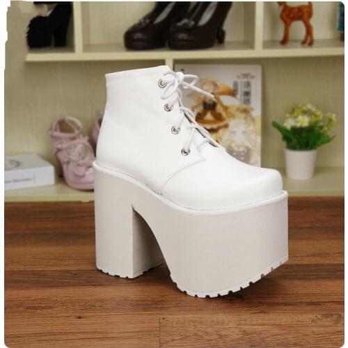 Princess sweet lolita shoes Punk short shoes fashion muffins COS plum blossom lace motorcycle boots punk shoes ladies pu9635