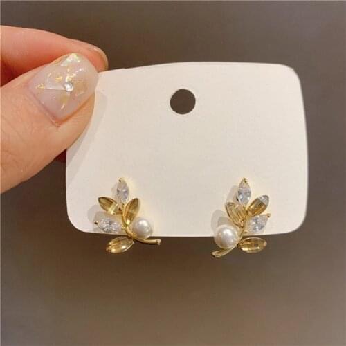 New Cute Delicate Zircon Leaves Stud Earrings For Women Girls Trendy Elegant Pearl Oorbellen Jewelry Gifts