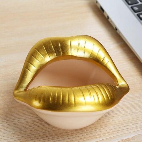 PITILLERA Lips Ashtray Ceramic Mouth Decor Man 1pc Hotel Bar Home Living Room Women Smoking Zone Holder Cup