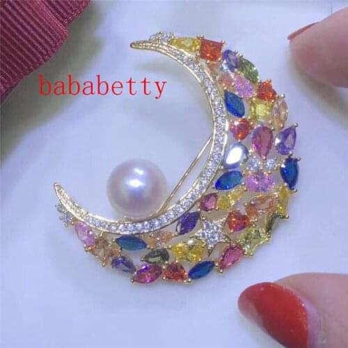 Wholesale luxury Pretty multicolor Austria Zircon Inlay moon 10mm White shell Pearl Brooch Scarf Clips Breastpin
