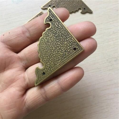Wholesale Triangle Brass Coner Cabochon,Chinese Old Vintage Flower Dot Cover,Flatback Scrapbooking,Wine Wooden Box Decor,20Pcs