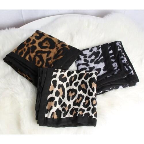 Ladies Fashion Sexy Leopard Dot Viscose Shawl Scarf Autumn Winter Print Hijabs and Wraps Pashmina Stole Muslim Sjaal 180*90Cm