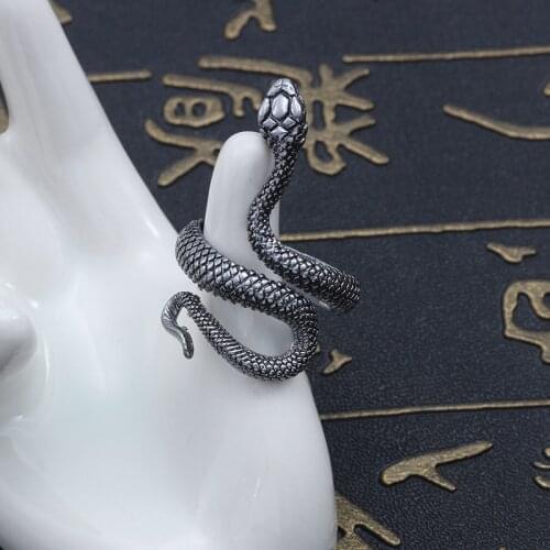 2020 hot style python-shaped punk style retro ring size adjustable ring wholesale ring Fashion Personality Stereoscopic