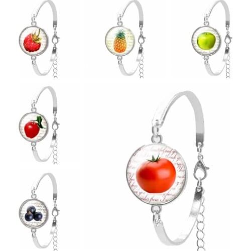2019 New Ladies Bracelet Art Fruit Series Apple Strawberry Glass Convex Round Silver Chain Bracelet Childrens Gift Jewelry