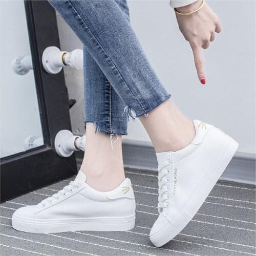 Women Casual Shoes 2020 New Casual Leather Shoes Woman Students Walking Shoes Fashion Lace-Up White Breathable Women Sneakers