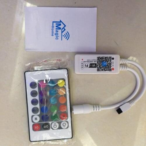Mini Wifi LED RGB / RGBW Controller DC9-12V with 24 Key IR Remote Controler for 5050 RGB / RGBW LED Strip light Free shipping