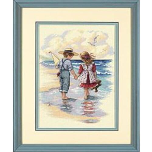 14/22/25ct High Quality Counted Cross Stitch Kit Holding Hands Hand Seaside Good Friends boy and girl love dim 13721