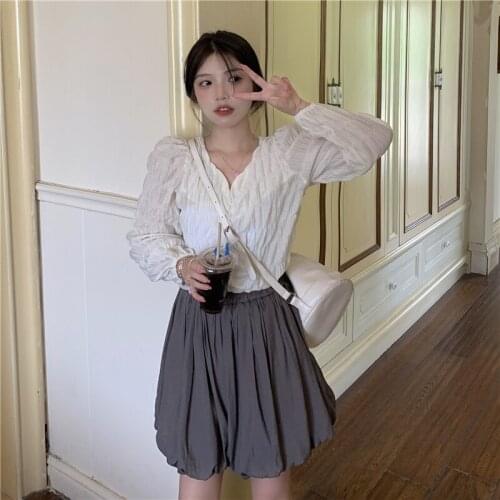 Shirt French V-neck Pleated Puff Sleeve Long-sleeved Shirt Female Design Sense Niche Summer New Slim Top