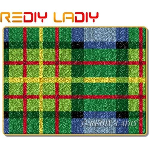 Latch Hook Rug Kit Crocheting Carpet Rug Green Red Stripe Acrylic Yarn Pre-Printed Canvas Cushion Mat DIY Crochet Tapestry Craft