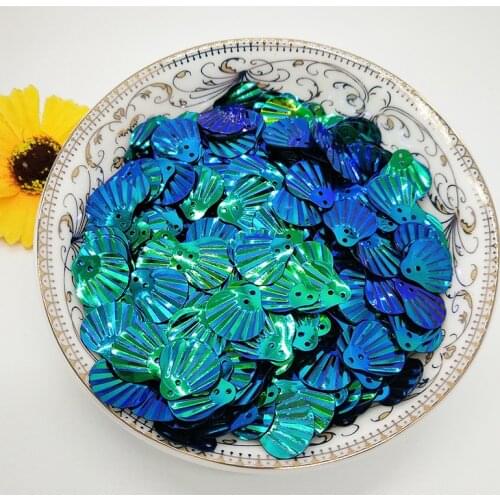 LNHOME 50g/Lot 13mm Shell Sequins Black Green Confetti With 1 Hole Sequins Sewing DIY Dress Clothing Christmas Loose Sequins