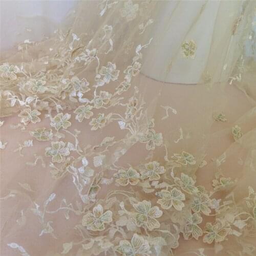2019 Fashion Champagne Nigerian Lace Fabrics 3D Rosette French Tulle Laces Fabrics 1 yard
