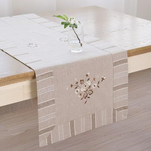 Modern Table Runner Embroidered Pastoral Table Runner for Wedding Party Home Hotel Table Decoration Home Textile