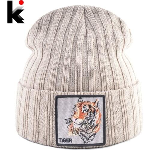 Fashion Skullies Beanies With Fox Embroidery Patch Winter Warm Knitted Hats Women Double Layer Knitting Bonnet Cap Men Solid Hat