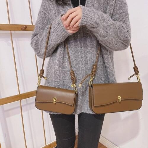 Retro Horizontal Small Square Bag Women Solid PU Shoulder Messenger Bag Womens High-texture Lock Button Underarm Baguette Bag