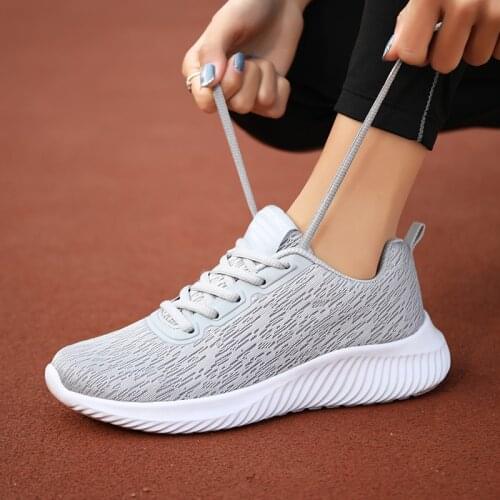 New Fashion Summer Breathable Sport Shoes for Women Sneakers Womens Running Shoes Womens Spring Sports Shoes Gym