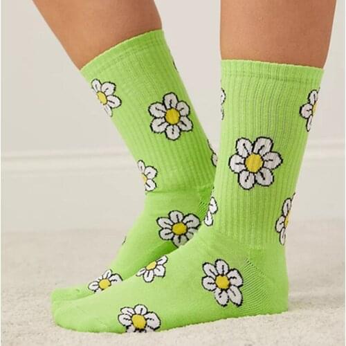 BKLD Harajuku Fashion New 2021 Floral Print Women Socks Vintage Streetwear Neon Color Green Knitted Socks For Women
