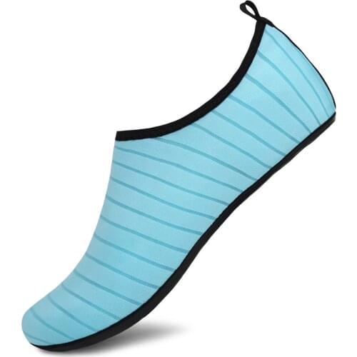 Hot Water Shoes Aqua Shoes Beach Sneakers Unisex Swimming Driving Fitness Leisure Barefoot Seaside Shoes Diving Socks