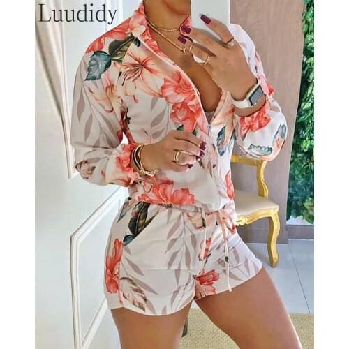 2021 Women Two Piece Print Puff Sleeve Top & Shorts Set