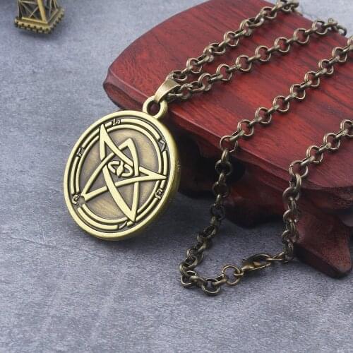 Cthulhu Mythology Necronomicon Book Seal Magic Talisman Necklace Star Universe Pendant Mens