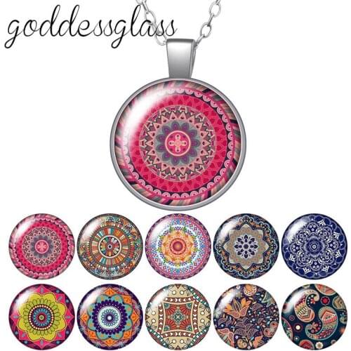Beauty Patterns Round Glass glass cabochon silver plated/Crystal pendant necklace jewelry for Gift