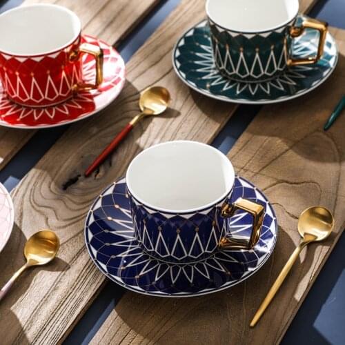 Fun Fervent Pattern Luxury Porcelain Cup and Saucer Ceramics Simple Tea Sets Modern Coffee Cups Tazas Para Cafe Kitchenware
