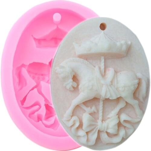 3D Carousel Horse Silicone Mold Baby Party Fondant Cake Decorating Tools Candy Chocolate Gumpaste Molds Resin Clay Soap Mould