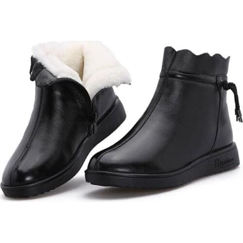 New Top Cowhide Wool Boots Flat Boots Women Snow Boots Fashion Elegant Mother Leather Shoes Casual Boots Warm Shoes Winter Boots