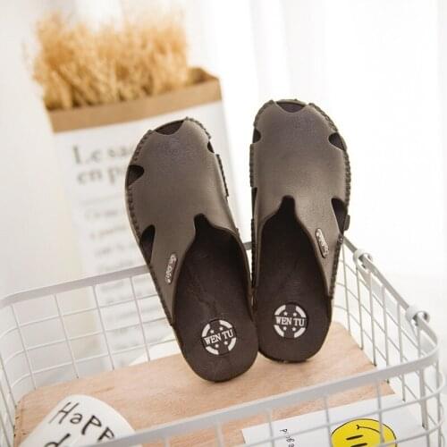 Summer Mens and Womens Clogs Quick Dry Casual Home Slippers Couple Garden Shoes Beach Sandals Mules Bathroom Slippers
