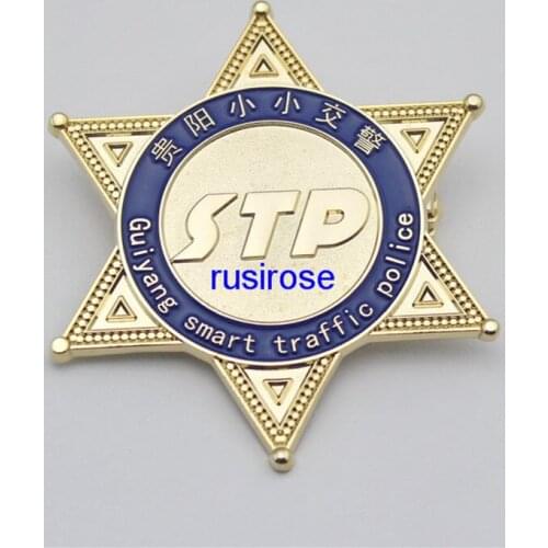 Personality gold five-pointed star business brooch, five-pointed star theme kindergarten childrens badge custom, service star