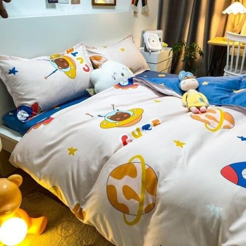 Bed Underwear Anime Duvet Cover Set Double Bed Spread Bed Sheets and Pillowcase...bedding 160x200 Nordic Cases 240 X 220