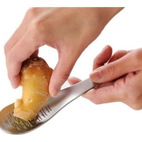 Kitchen Practical Stainless Steel Spoon Shape Lemon Mixer Ginger Grater Wasabi Garlic Grinding Tools Cheese Grater
