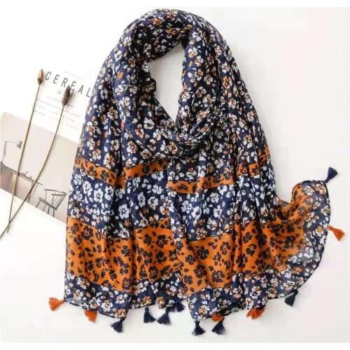 2021 New Fashion Ombre Flower Print Tassel Scarf Shawls Long Soft Floral Scarves Hijab Wrap
