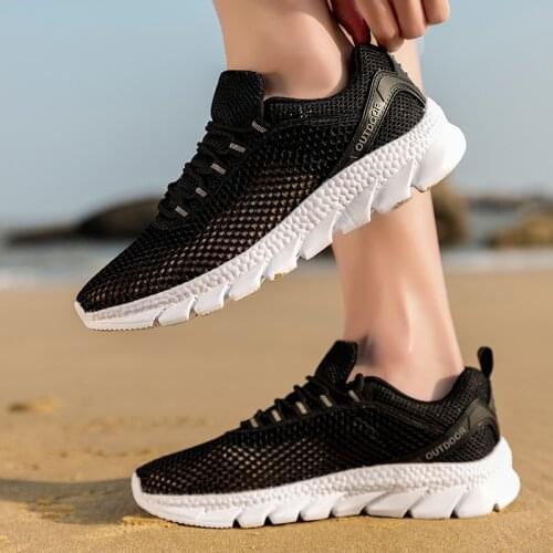 2021 Summer New Couple Wading Shoes Fashion Casual Trend Sports Shoes Womens Mesh Breathable Quick-Drying Surf Beach Shoes Men