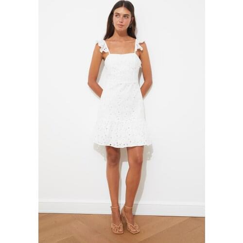 Trendyol Frilly Embroideries Dress TWOSS21EL3312