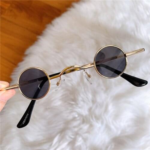 1PCS Retro Mini Sunglasses Women Vintage Brand Shades Black Red Metal Color Sun Glasses Fashion Driving Eyewear