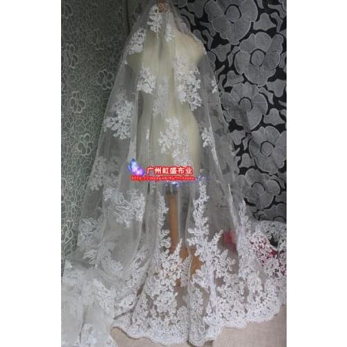 2018 High End Luxury Fine Workmanship Embroidered Ivory Wedding Lace Fabric with Cording Bridal Gown Lace Tulle Mesh 140CM