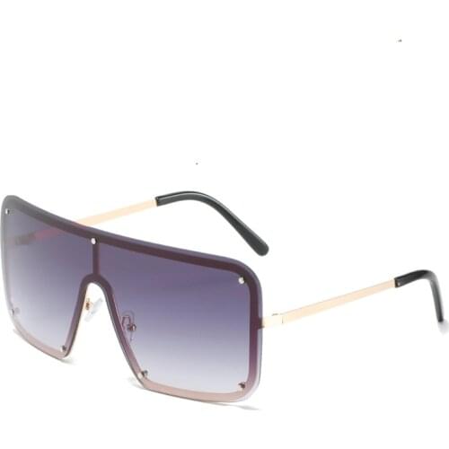 Personalized Fashion Retro Oversized Frame Rivet Sunglasses for Women Men Brand Design Unisex Summer Travel Gradient Sun Glasses