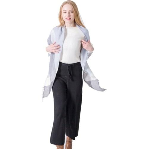 Hot Sells Autumn and Winter Imitation Cashmere Big Plaid Tassel Triangular Scarf Ladies Neck Keep Warm Shawl Fashion Scarves