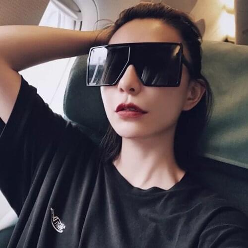 Sunglases Square Novelty Sunglasses Women 2019 New Hip Hop Style Color Lenses Retro Glasses Summer Travel Trend Accessories