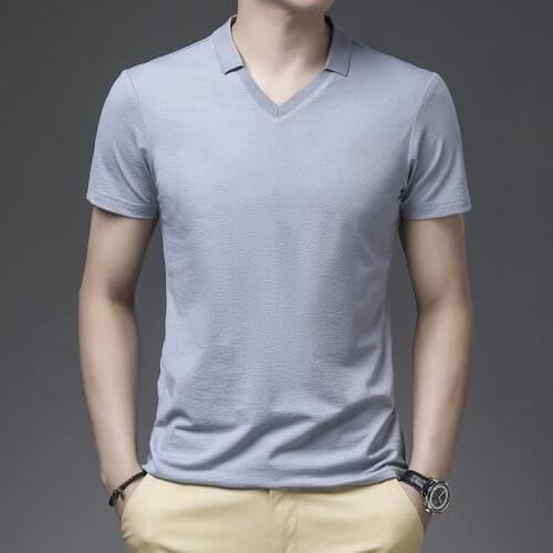 High-quality Luxury Mens V-neck T-shirt Fashion Mens Summer Non-iron Loose Loose Korean Half-sleeved Mens T-shirt Streetwear