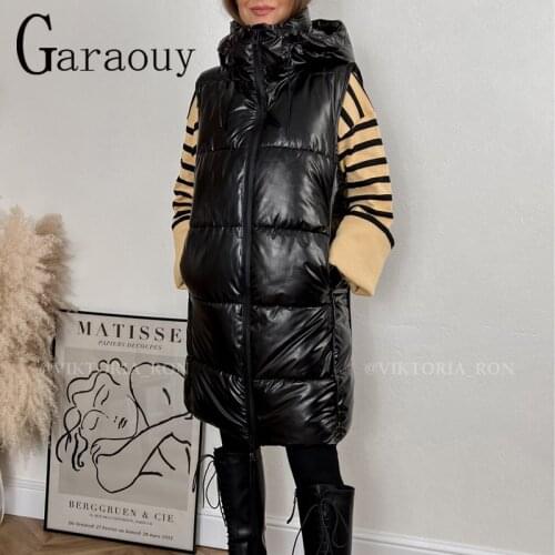 Garaouy Women's Hooded Vests