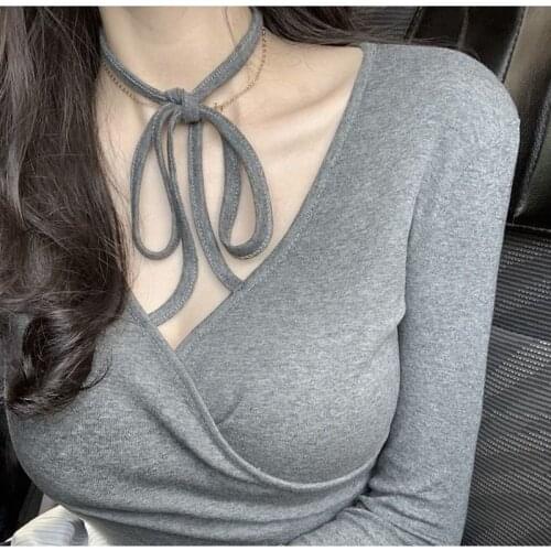 Solid color V-neck long-sleeved t-shirt for women t-shirts 2021spring autumn Korean new slimming straps show thin clothes trend