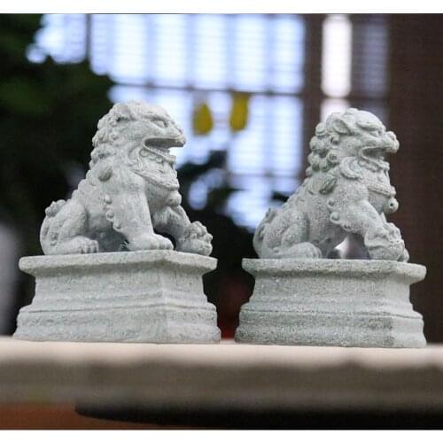 2Pcs Mini Stone Lion Decor Auspicious Lion Statues Gardening Lion Figurines