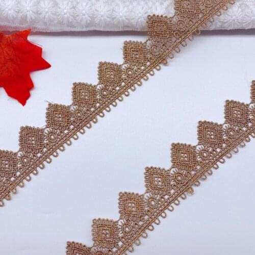 10Yds 3.4cm Wide Golden Wavy Hollw Style Ribbon Diy Lace Wedding Fluorescent Gold Thread Embroidery Lace Accessories Trim