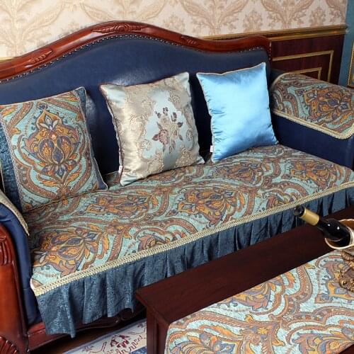 European Retro Jacquard Sofa Cover with Lace Luxury Non Slip Thick Quilting Design Chaise Couch Cover Sectional Sofa Living Room
