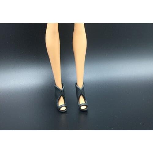 Doll shoes black shoes for your barbie dolls BBI908