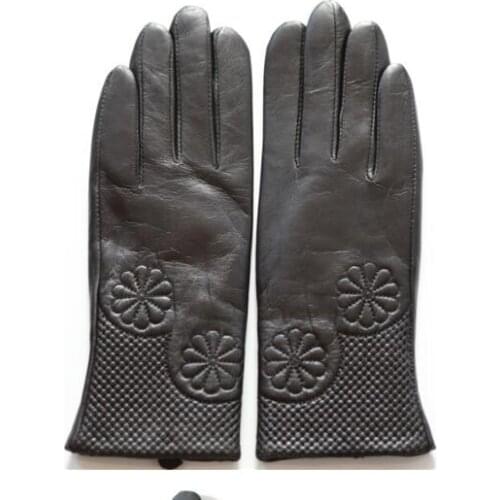 Womens genuine leather black glove ladys fleece lining warm natural goat leather flower embroidery slim driving glove R2479
